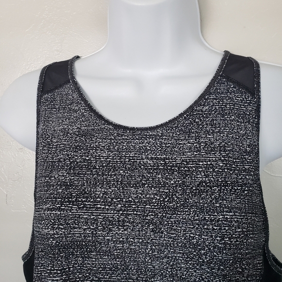Lululemon Women's Sculpt Tank II Twillines Workout Top Black White Mesh Gym M/L - Picture 4 of 5